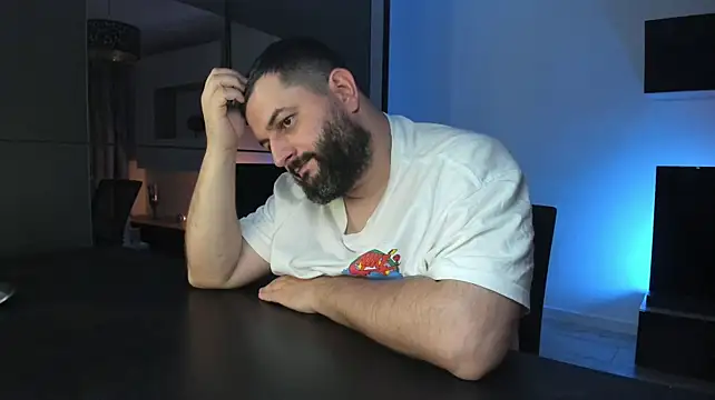 DravenPeak Chat XXX live
