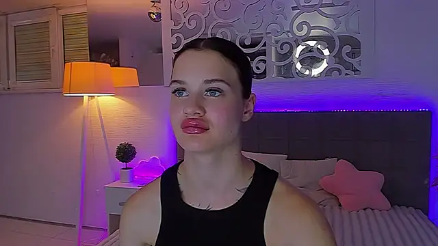 Živý XXX chat LuisaClover