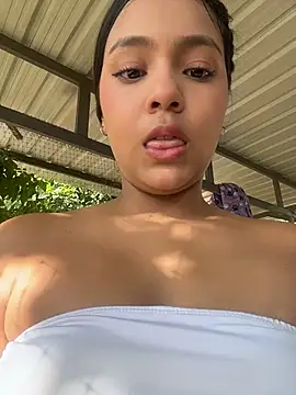 Baby_morena12's Live XXX Chat