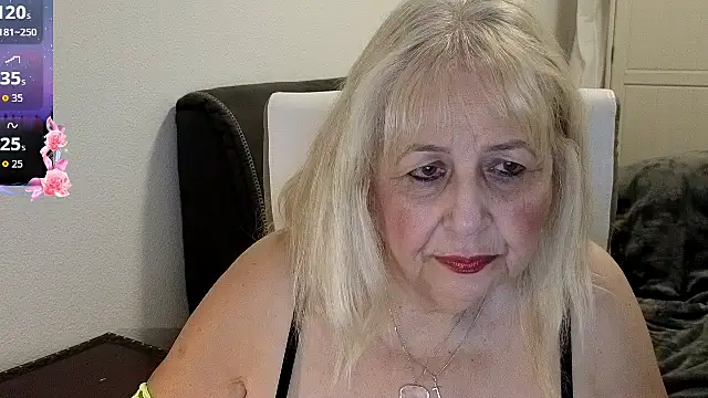 SusiLifeXXXn Live XXX chat