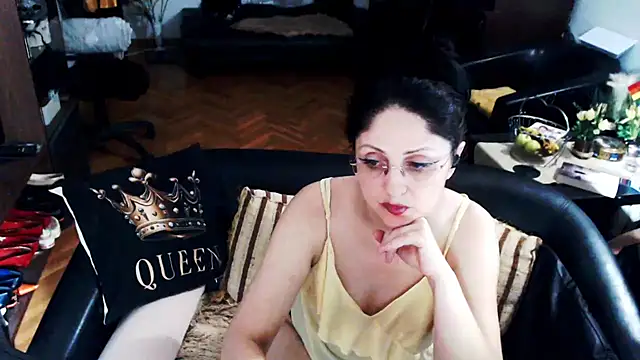 Imperatriza Adlı Modelin Canlı XXX Sohbeti