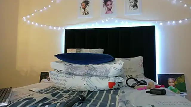 chloechrome Adlı Modelin Canlı XXX Sohbeti