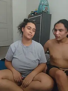 cinnaminnie Live XXX-Chat
