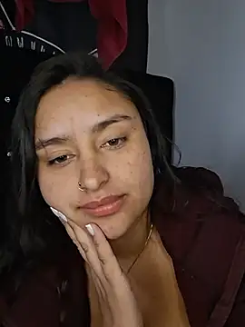 Chat +18 de sariitha_sw ao vivo