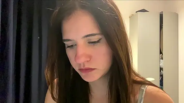XXX chat uživo modela mellowpuffX