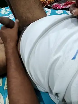 Czat XXX na żywo – HOTHARDFUCKER0