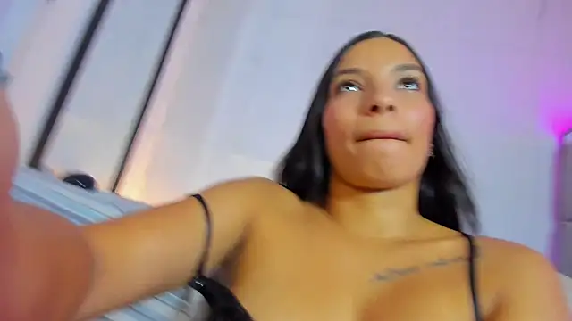 PureFire20 Chat XXX in diretta