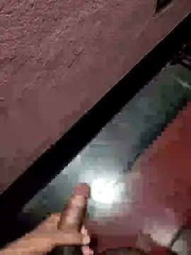 bubai_69 লাইভ XXX চ্যাট