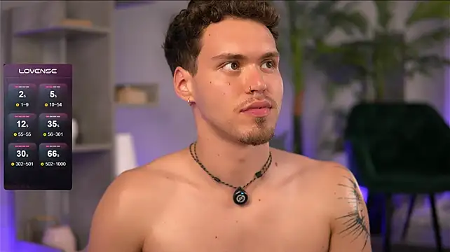 XXX chat uživo modela CurlyStarX