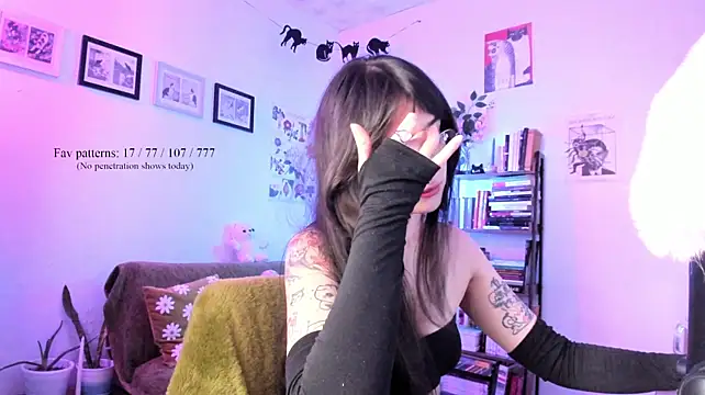 _Insomnia__n Live XXX chat