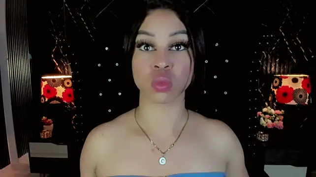 Nayara_K Show Webcam