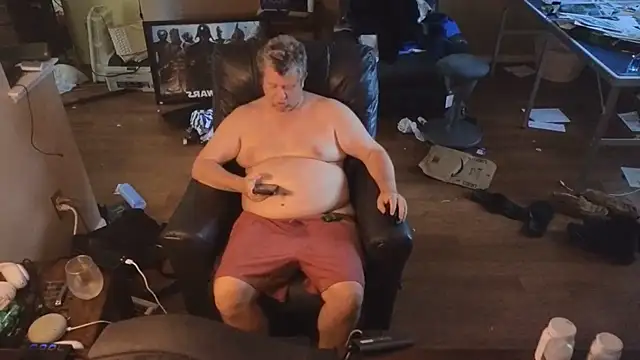 Single_White_Male's Webcam Show