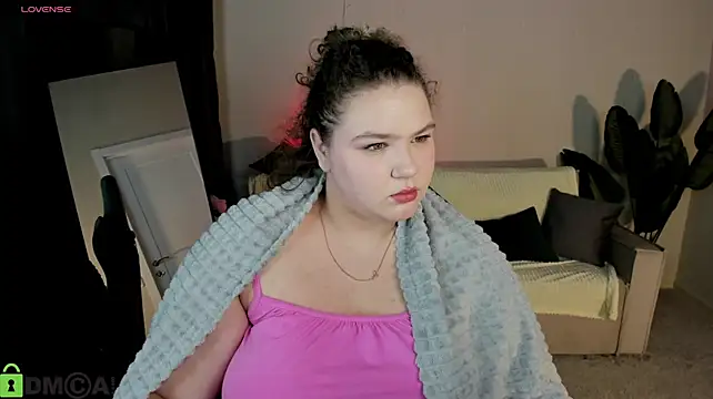 SofiRoce's Live XXX Chat