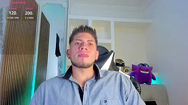 Chat XXX ao vivo de SebastianMaximoff_
