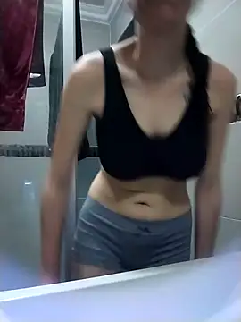 Hildaqii Adlı Modelin Canlı XXX Sohbeti