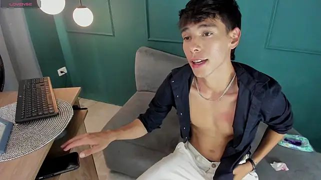 jacob_colliinsのライブXXXチャット