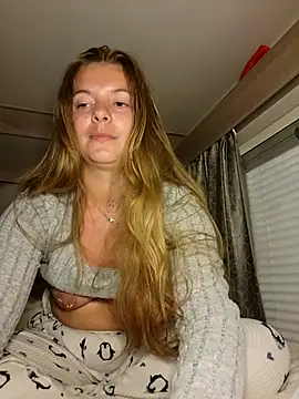 VanLifeVixenn Live XXX chat