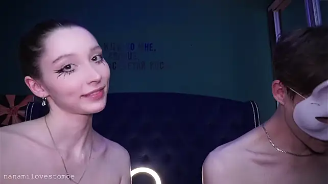 NanamiLovesTomoen Webbikameraesitys