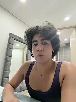 Chat XXX en directo de SamaraPike