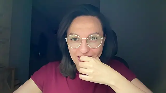 KamilaXHot's Webcam Show