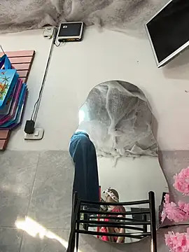 IsabellaMariet Adlı Modelin Canlı XXX Sohbeti