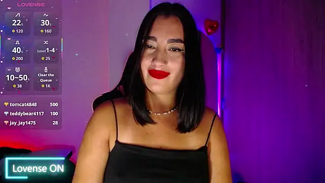 _santalove_ Adlı Modelin Çevrimdışı XXX Sohbeti
