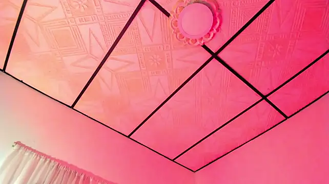 Chat +18 de CandyJayne_ ao vivo