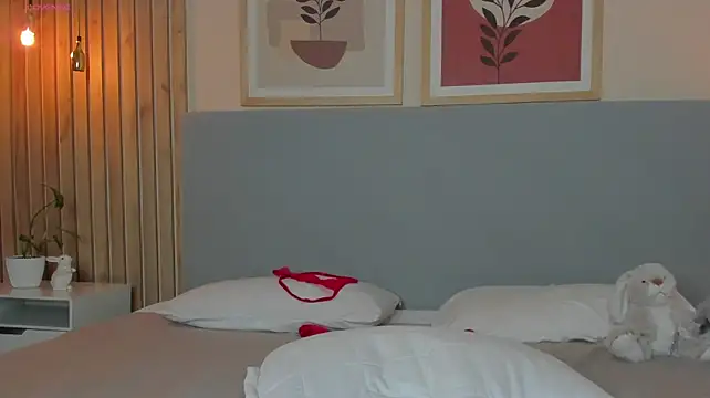 Živý XXX chat AlannaRussell_