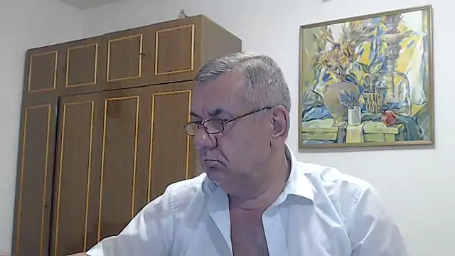 Show modela machomale3 na web-kameri