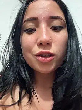 mileidy0106 Adlı Modelin Canlı XXX Sohbeti