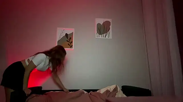 Frostyylinan Live XXX chat