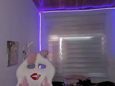 Kir_ely's Live XXX Chat
