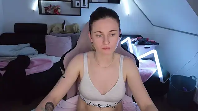 Melly4You Live XXX-Chat
