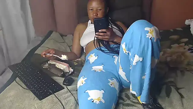 Yummy_Bubble_Butt Live XXX-Chat