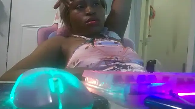 nastydianastrips webkamerás műsora