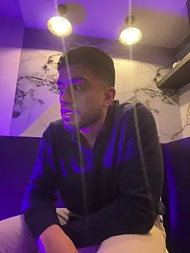 Chat XXX ao vivo de Alexander_Diazz