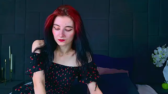 Chat +18 de NicoleSinn ao vivo