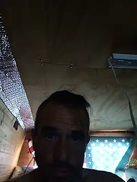 Chat XXX en directo de LetMeLiqU