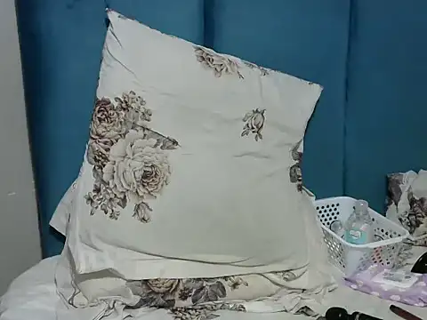 sassysiren Adlı Modelin Canlı XXX Sohbeti