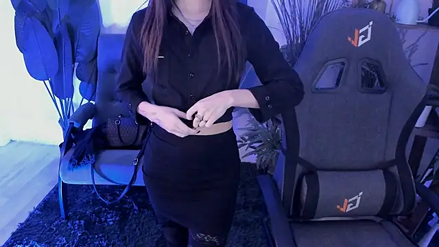 Elainebeness Chat XXX in diretta
