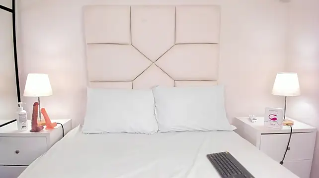 NaomiCambels Live XXX-Chat