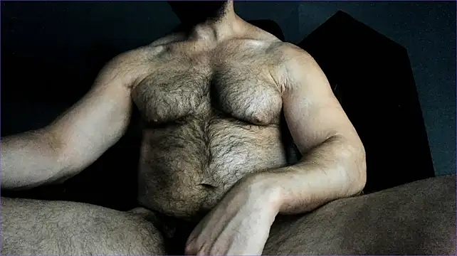 Hugealphabeast Chat XXX in diretta