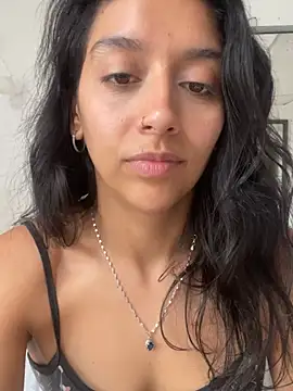 BrittanyDiaz élő XXX-chatje