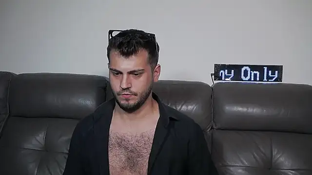 Chat XXX ao vivo de CrazyDom1