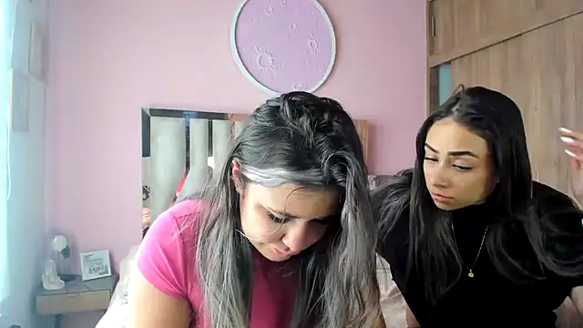 Sofi_isXXX élő XXX-chatje