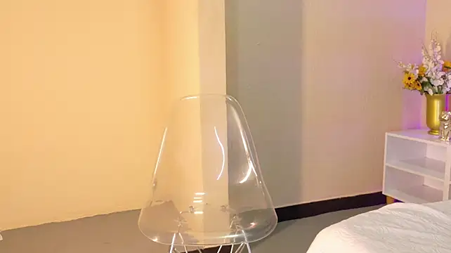 thalia__xxx élő XXX-chatje