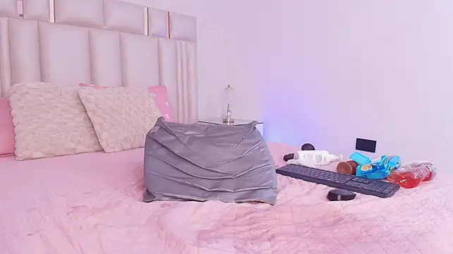 แชท XXX สดของ alanarose18