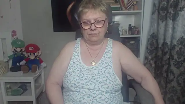 Mella4you élő XXX-chatje