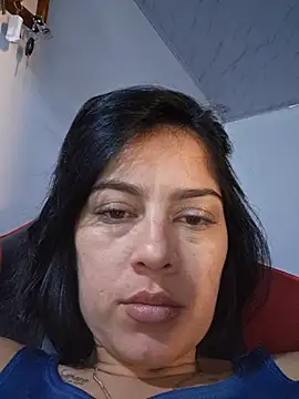 Bandida553 Adlı Modelin Canlı XXX Sohbeti