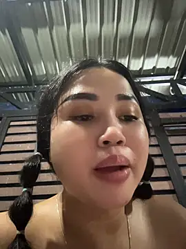 Bella_nasty69 élő XXX-chatje